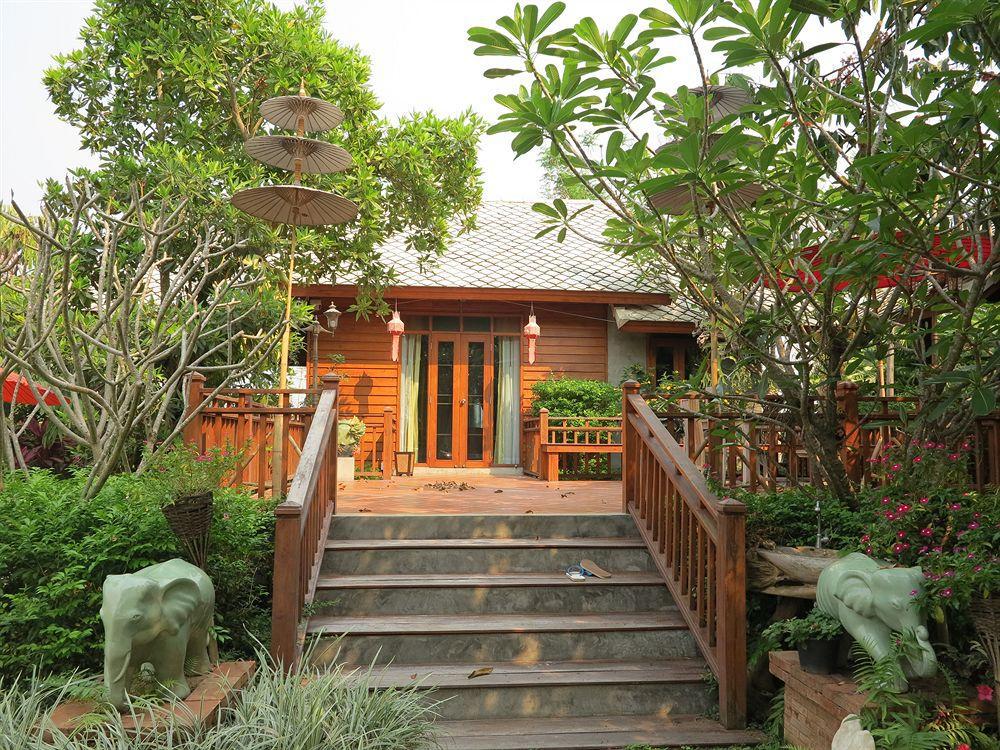 Phusanfah Resort Mae Taeng Exterior photo
